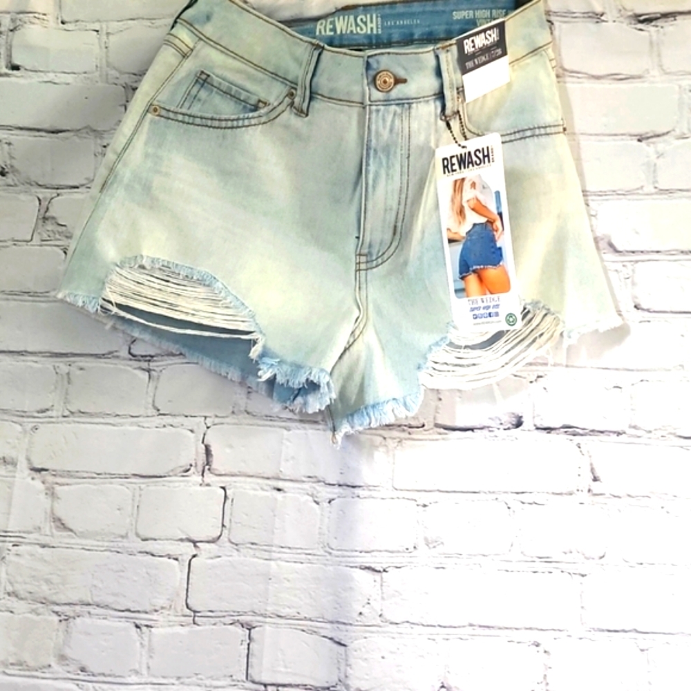 Brand new white washed denim jeans shorts.